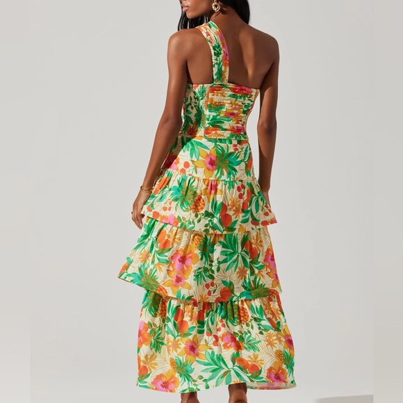 ASTR Rooni Tiered Maxi Skirt - Picture 2 of 8